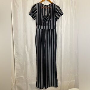 CRYSTAL SKY Women’s Black White Stripe Jumper Pantsuit Short Sleeve Size 5